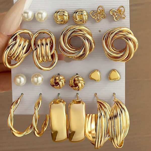 Coffret 11 Paires de Boucles d'Oreilles Élégantes - Styles Tendances